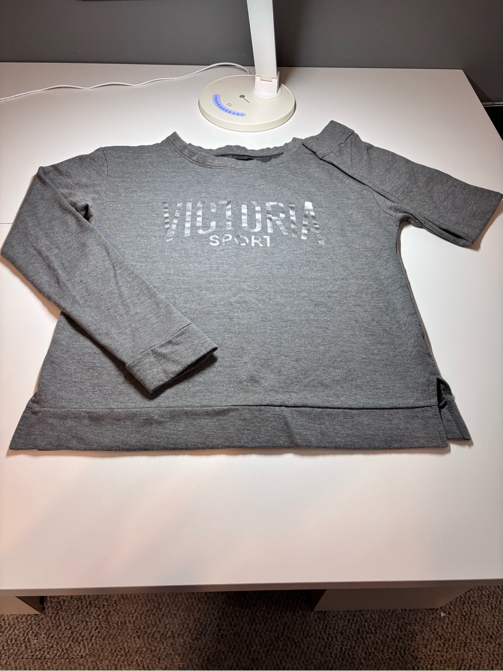 VS Victoria Sport Women’s Heather Gray Pullover Sweatshirt NWT